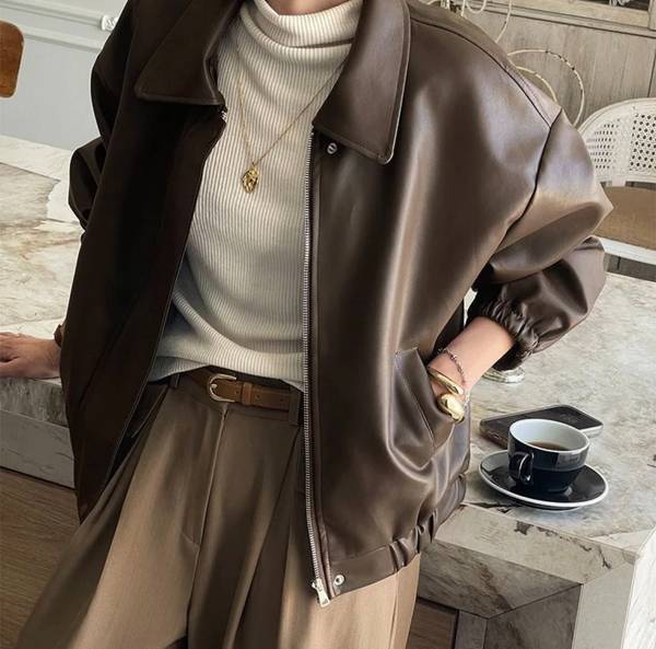 Veste en similicuir zippée