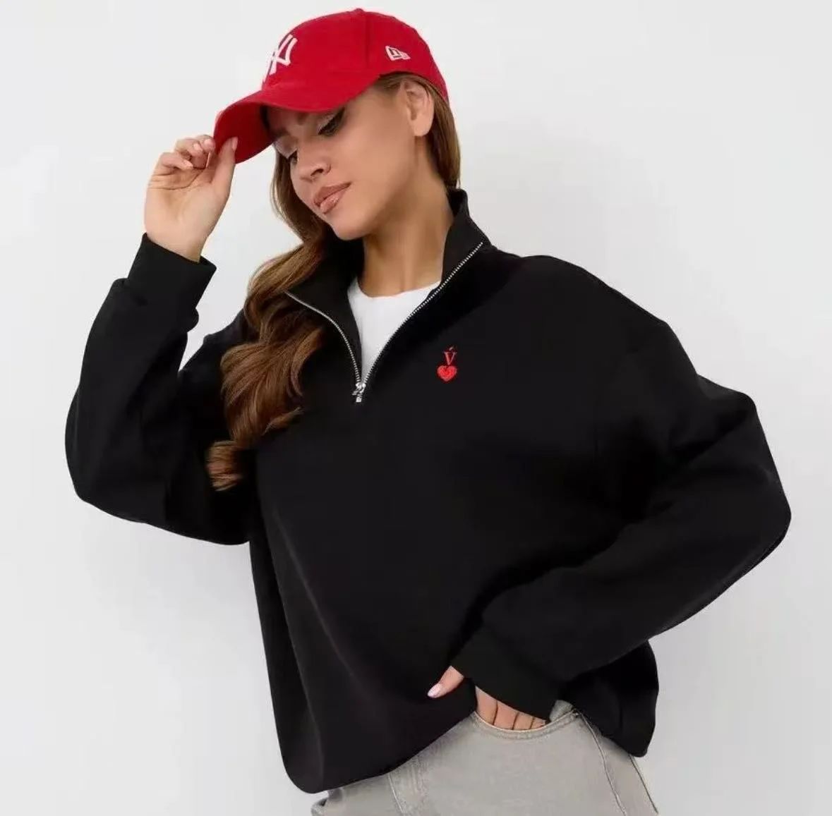 Sweat Col Montant Logo Rouge