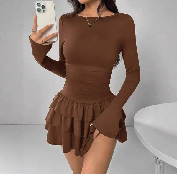 Robe Courte Volantée